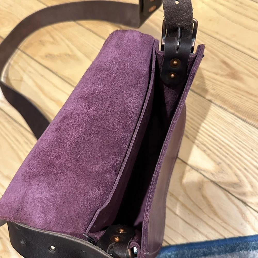 Bergamot+Amor The Craftsbury Common Burgundy Leather Saddle Bag - Picture 9 of 16